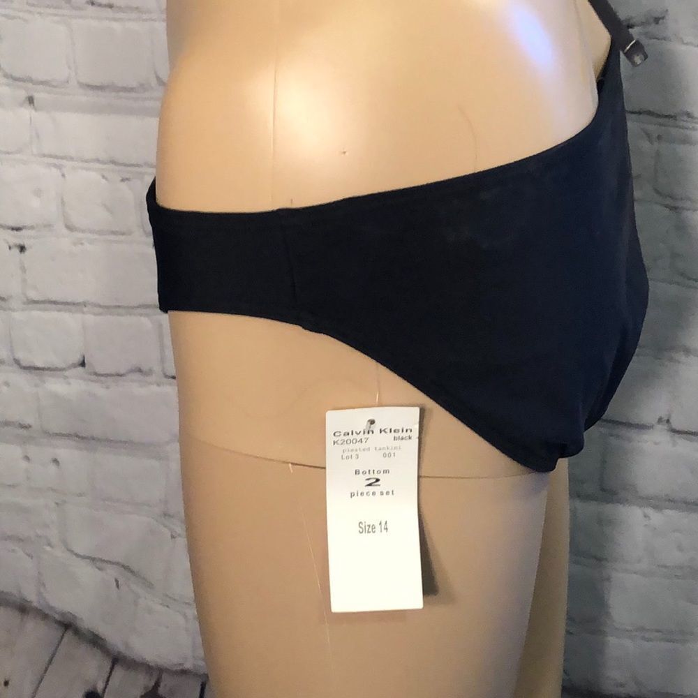 Calvin Klein NWT Low Rise Black Bikini Bottoms Size 14 - Picture 2 of 10